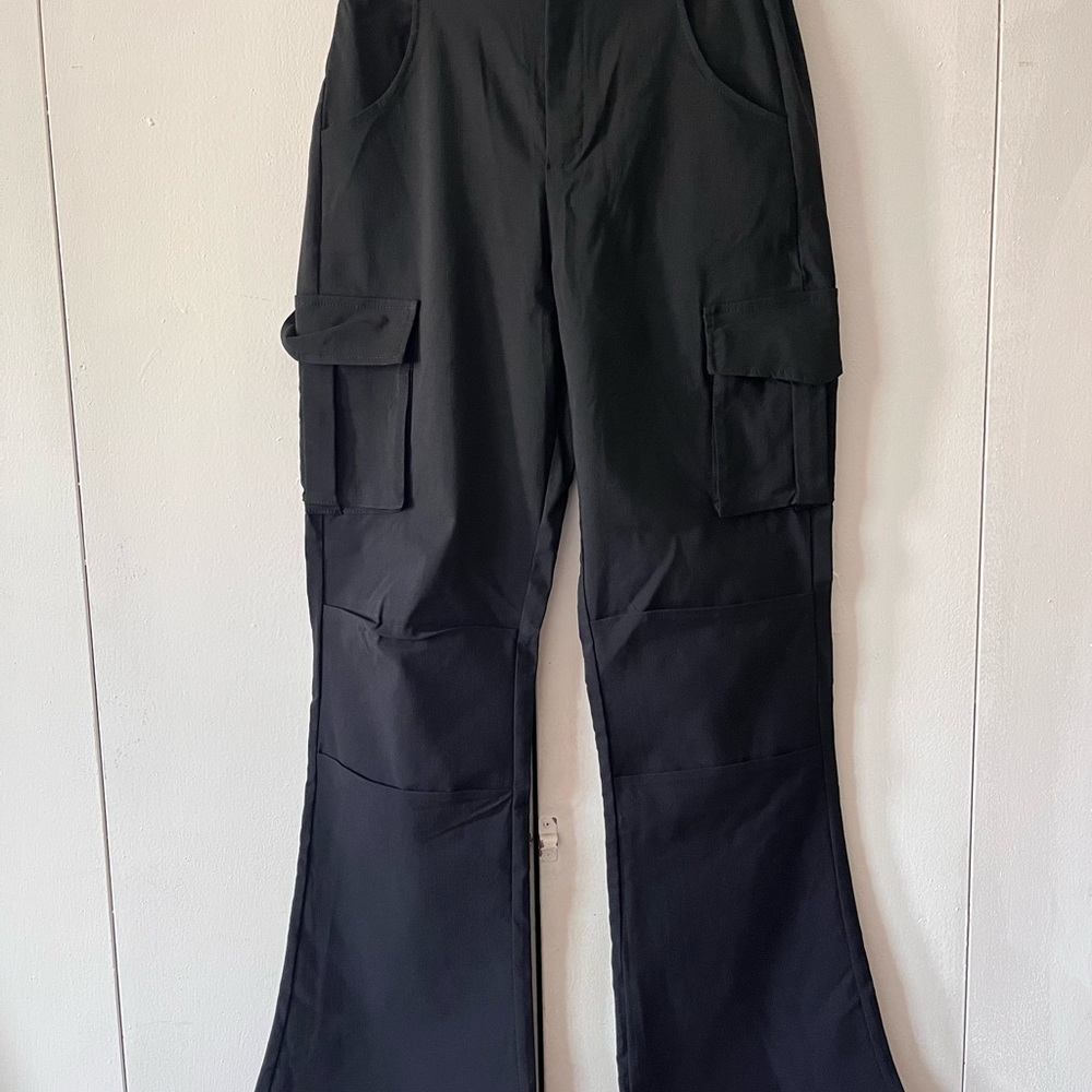 Black Cargo Flare Pants - Women Studio Work Pants